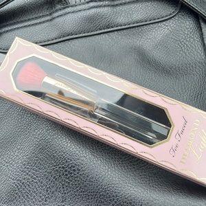 New Too Faced Diamond Light Highlighting Brush.